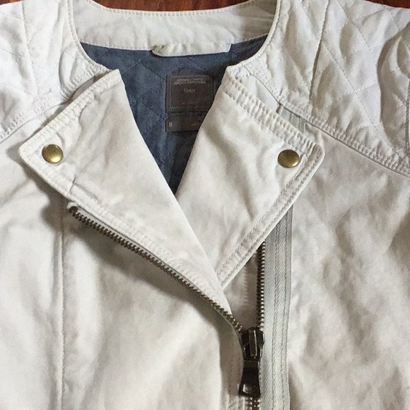 Gap Fall short jacket - Picture 3 of 12